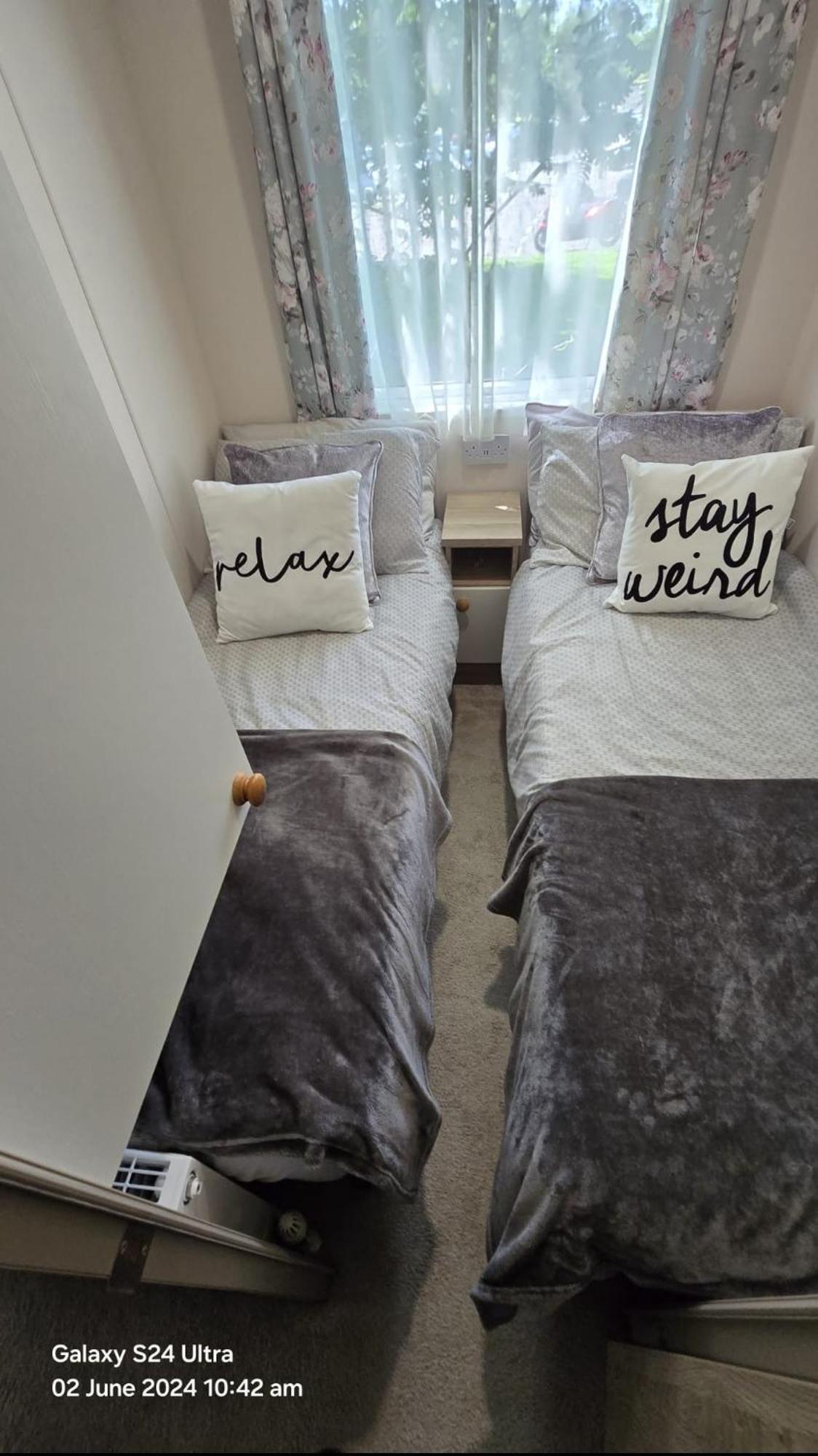 Luxury Lakeside Caravan With Hottub And Private Fishing Peg, Tattershall Lakes Ngoại thất bức ảnh